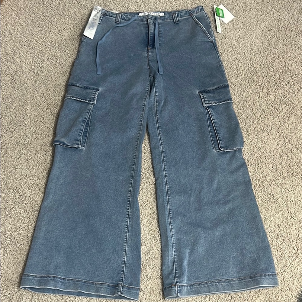 NWT Tinseltown Blue Flare Wide Leg Cargo Jeans Size L